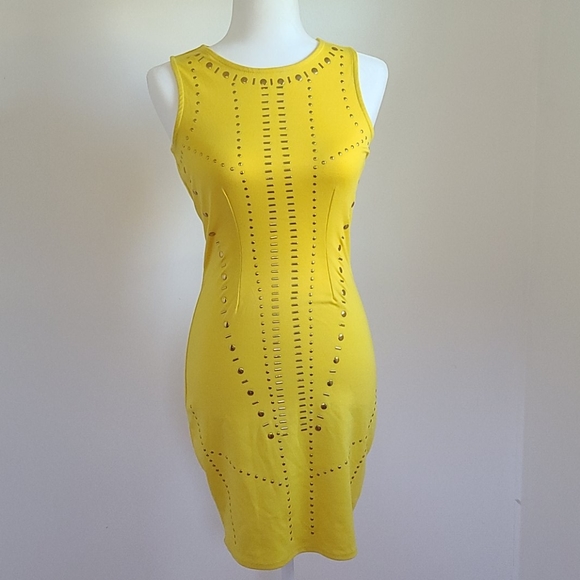 Nicki Minaj Dresses & Skirts - Nicki Minaj yellow dress